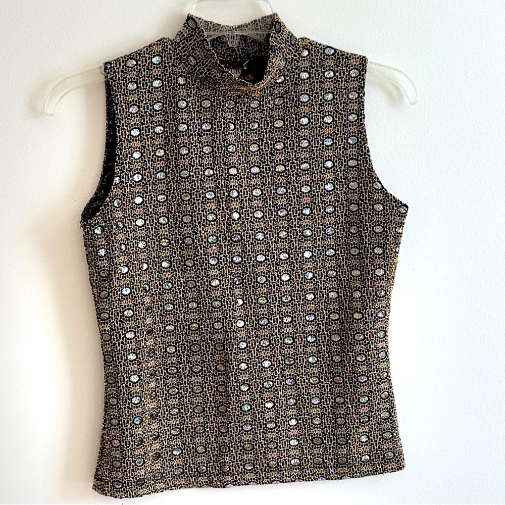 Jaipur woman’s vintage tank